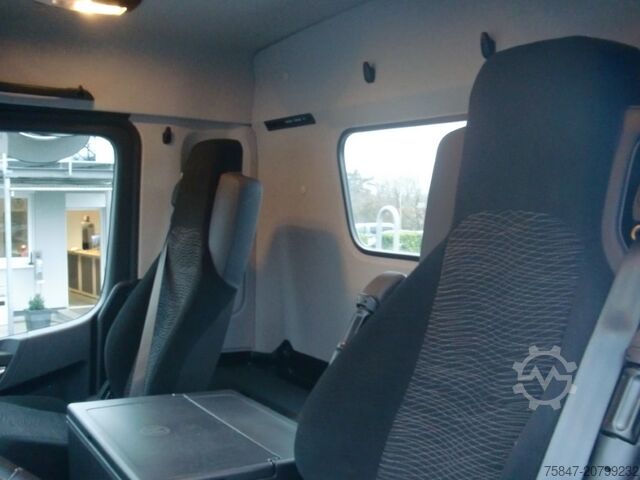 Skip truck Mercedes-Benz Arocs 2746 6x2/4 L Meiller AK 16-NT