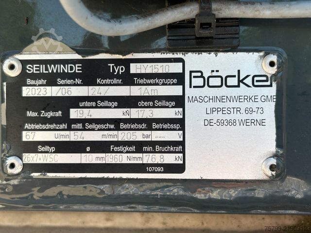 Autokranwagen MERCEDES-BENZ 818 +Böcker AK 32-1200 Dachdeckerkran +Seilwinde