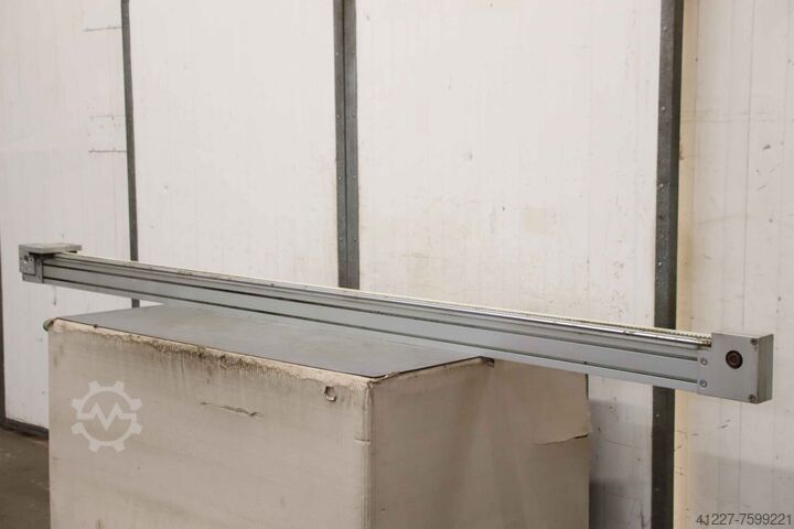 Linearantrieb Hublänge 2480 mm Norgren mit Zahnriemen