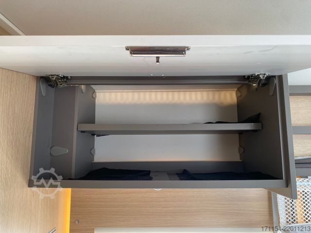 Semi-integrated camper LMC Tourer  H 730 G  ,Hubbett, Navi,Wintertauglich