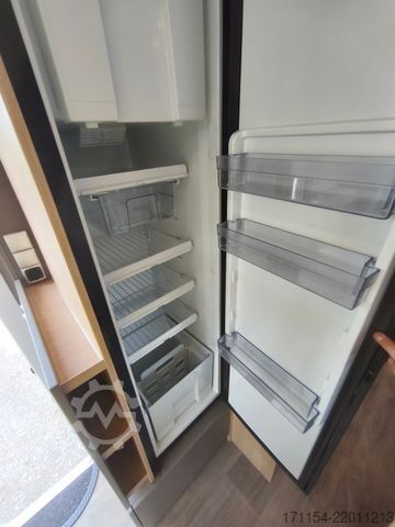 Semi-integrated camper LMC Tourer  H 730 G  ,Hubbett, Navi,Wintertauglich