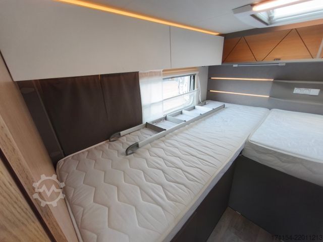 Semi-integrated camper LMC Tourer  H 730 G  ,Hubbett, Navi,Wintertauglich