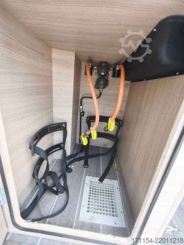 Campervan FORSTER 599 VB , Solar, AHK, Navi