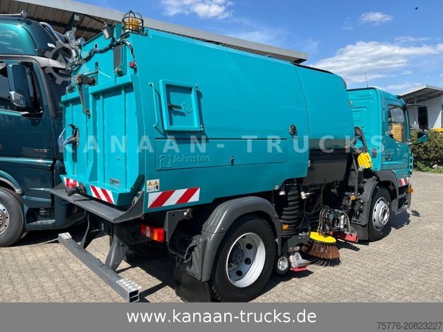 Kehrmaschine MERCEDES-BENZ 1324 Atego Johnston  VS651   154TKM  Euro6c