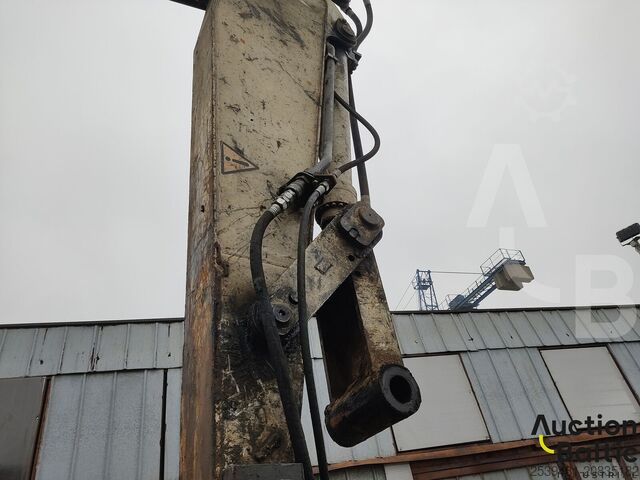 Raupenbagger  Atlas-Terex TC210LC