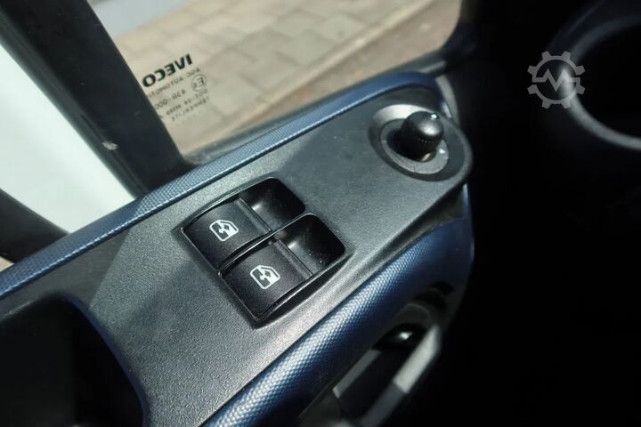 Car transporter Iveco 40 C 18 Luchtering 3.0 L motor Tijhof opbouw