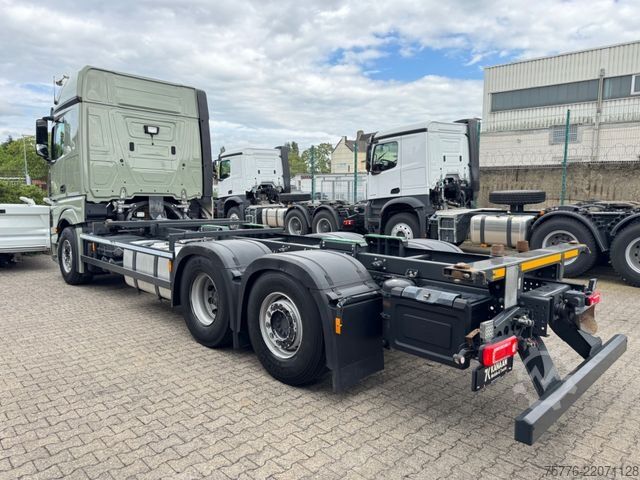 Swap body truck MERCEDES-BENZ 2553 Actros 5 L Öl-Retarder 2548 45 58 Lenkachse