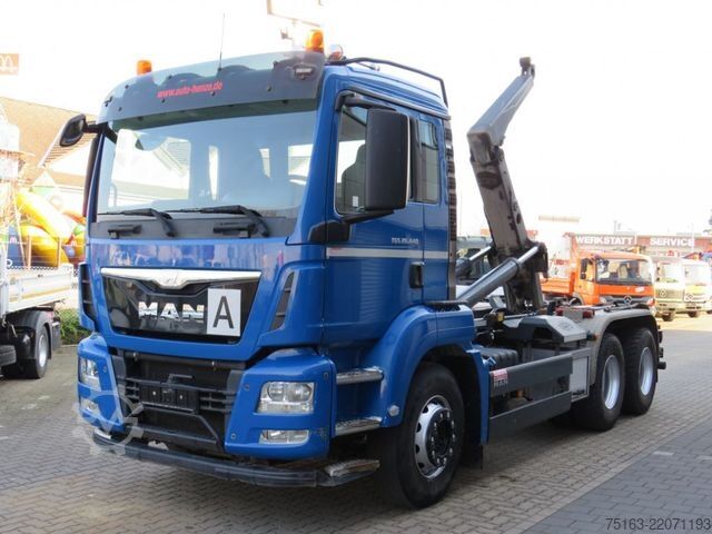 Roll-off tipper truck MAN TG-S 26.470 6x4 Abrollkipper kurzer Radstand
