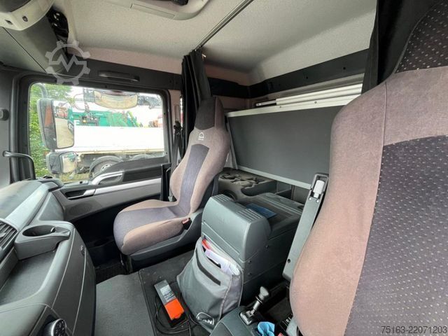 Special purpose truck MAN TG-M 18.340 4x2  Pritsche Kran Atlas 135.2+Funk
