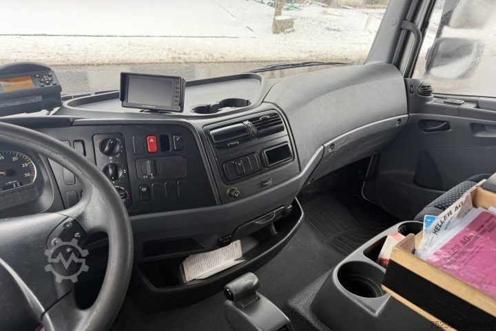 Kühlkoffer-LKW Mercedes-Benz Atego 1022 4x2 Kühlkoffer+HB / Swiss-Vehicle