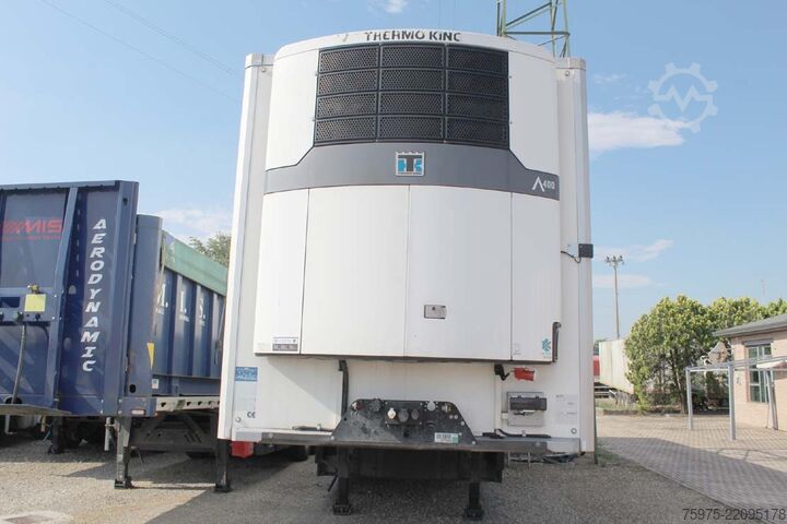 Reefer semitrailer Kögel semirimorchio frigorifero usato
