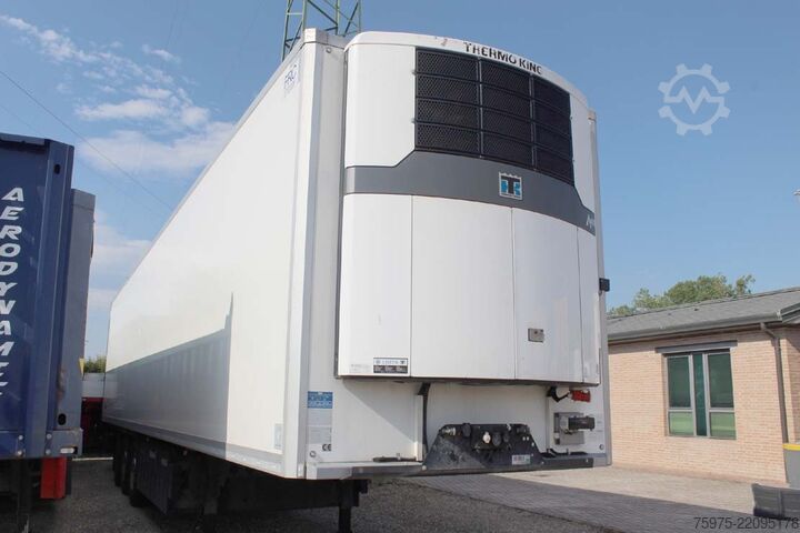 Reefer semitrailer Kögel semirimorchio frigorifero usato