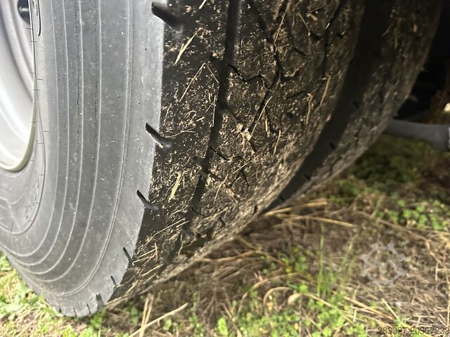 LKW mit Kofferaufbau iveco EuroCargo ML 180