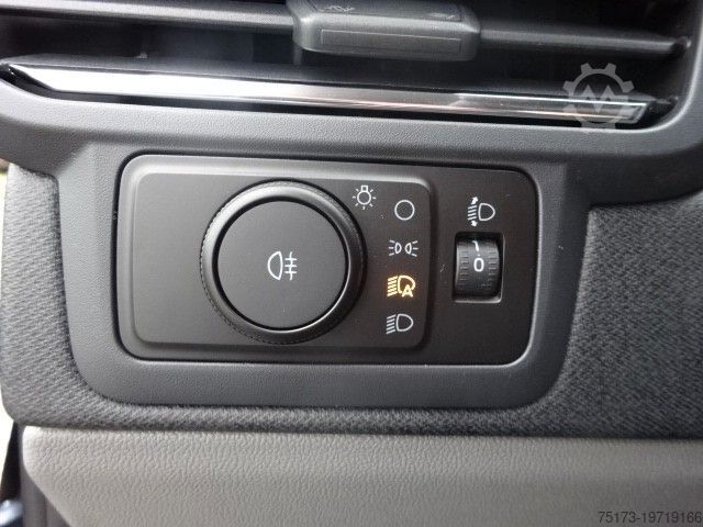 Kleinbus FORD Tourneo Custom 320S Active AT AHK B&O Stndhz Nav