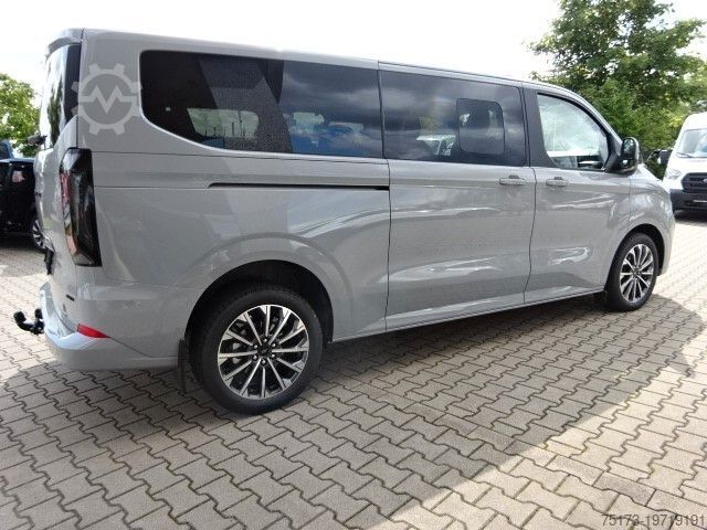 Minibus FORD Tourneo Custom 320L2 Titanium 4x4 AHK Stndhz Kam