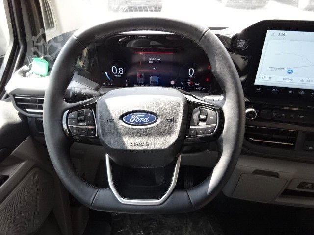 Minibus FORD Tourneo Custom 320L2 Titanium 4x4 AHK Stndhz Kam