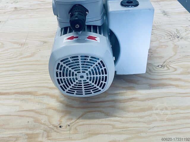 Vacuum pump Leybold SOGEVAC Wilo WO71075-2-B3(2)