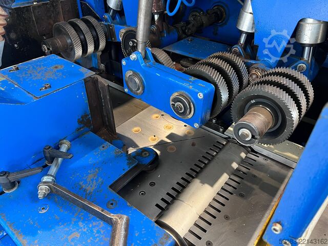 Shaping machine BMH Coroprofil 32