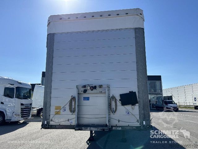 Open semitrailer with tarp Schmitz Cargobull Curtainsider Standard