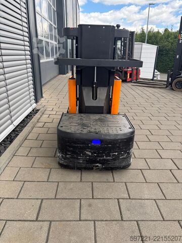 Vertical order pickers EP Equipment JX0-30
