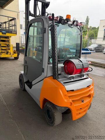 LPG Forklifts Still RX70-25T