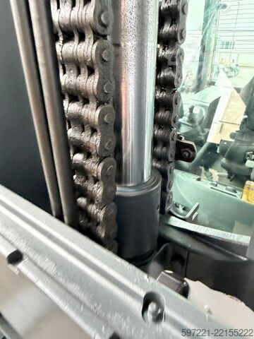 LPG Forklifts Still RX70-25T