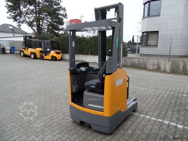 Reach Truck Jungheinrich ETV 110 - nur 646 Stunden! - Triplex - TOP