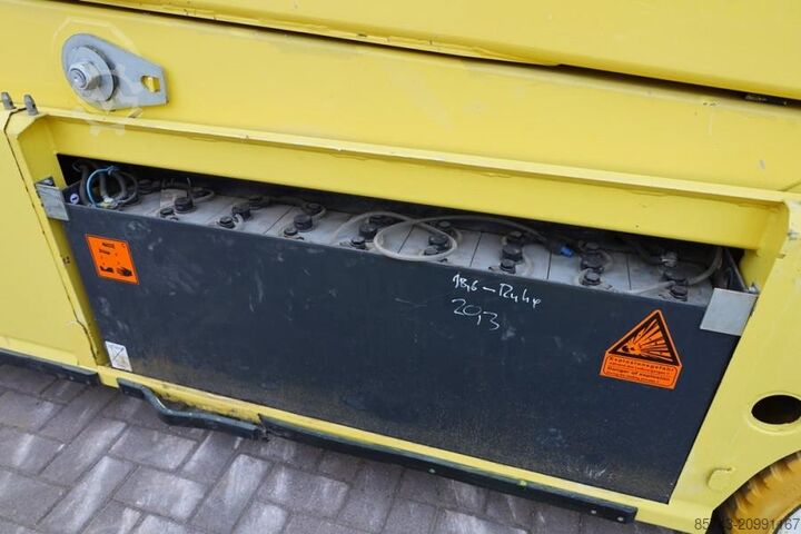 Scissor lift PB Lifttechnik S195-12ES Electric, 19.6m Working Height, 700kg Ca
