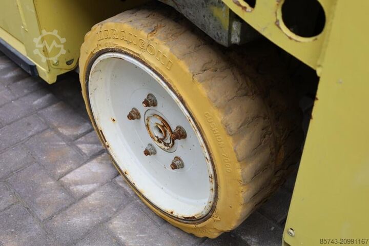 Scissor lift PB Lifttechnik S195-12ES Electric, 19.6m Working Height, 700kg Ca