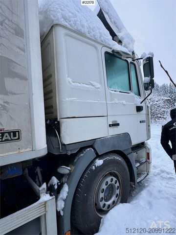 Chassis cab MAN 26.414 chassis med 2 vekselflak – girkasse skiftet