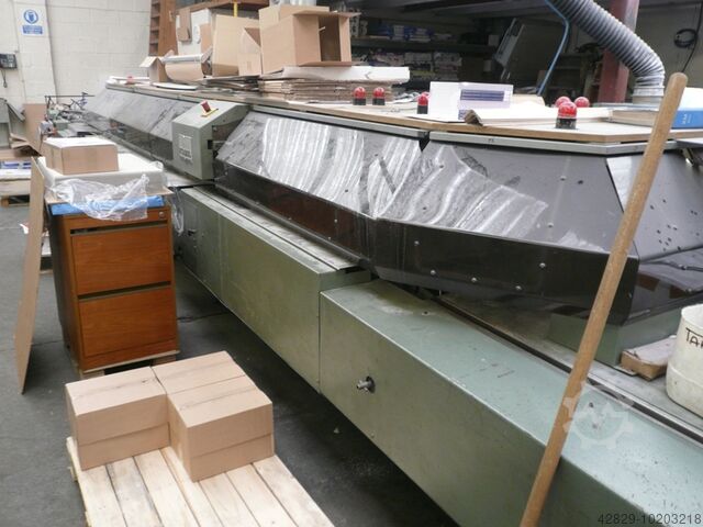 Binder mit Zusammentragmaschinen Kolbus KM 470