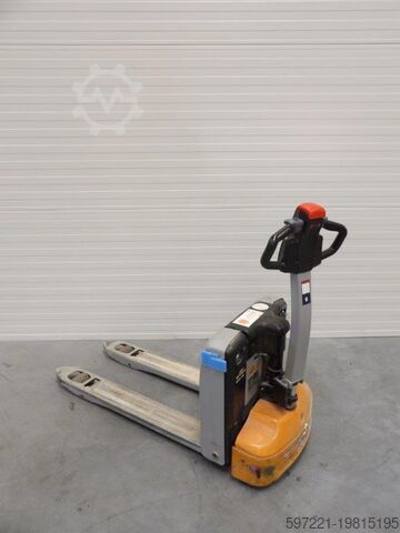 Electric Pallet Trucks Still ECH15/LIION