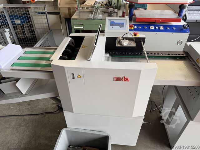 Creasing, perforating and folding machine DEKIA Lightningfold 83358 + 33KF