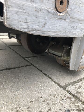 Electric Pallet Trucks Still EXU16 mit Waage