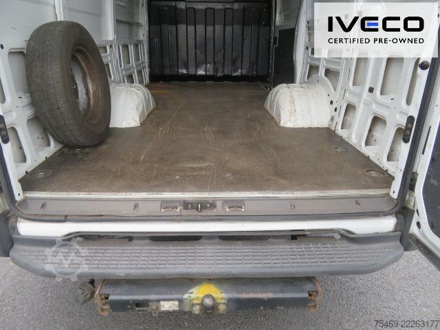 High top van IVECO 35C17V/P