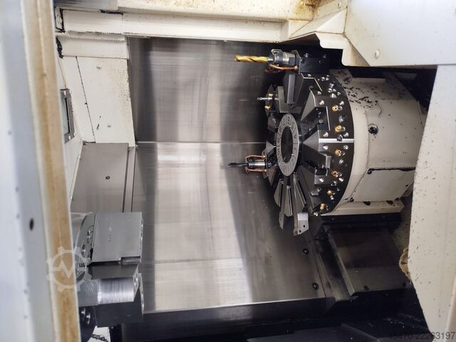 CNC lathe Okuma GENOS L2000-e