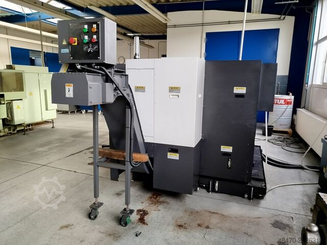 CNC lathe Okuma GENOS L2000-e