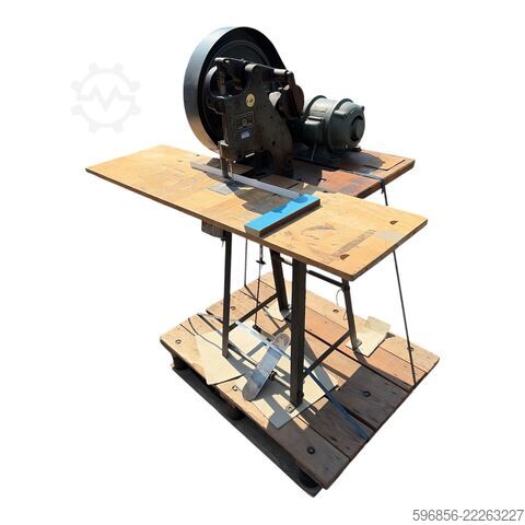 Constantin Hang 103 LOK foot-operated punch with electric drive Wykrawarka nożna Constantin Hang 103 LOK z napędem elektrycznym Wykrawarka nożna Constantin Hang 103 LOK z napędem elektrycznym