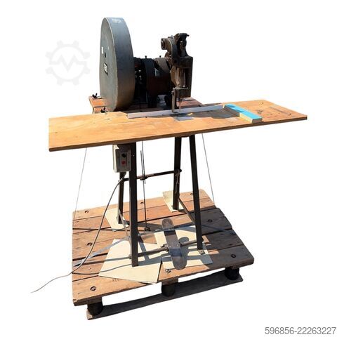Constantin Hang 103 LOK foot-operated punch with electric drive Wykrawarka nożna Constantin Hang 103 LOK z napędem elektrycznym Wykrawarka nożna Constantin Hang 103 LOK z napędem elektrycznym
