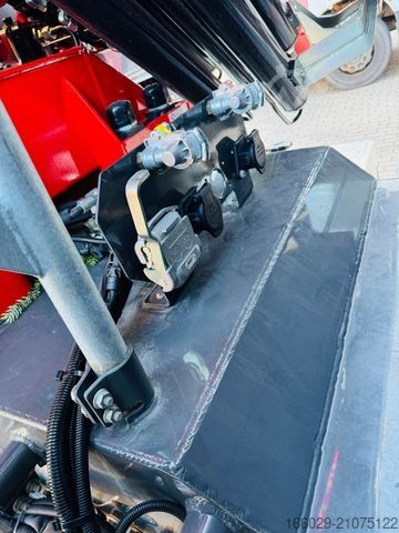 LKW mit Pritsche (offen) VOLVO FH500 6x4mit Fassi F545 2.27 JIB Winde sofort