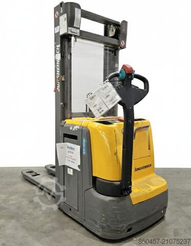 Palettenstapler Jungheinrich EJC 212z / 4.3m/ 474mh/ initial