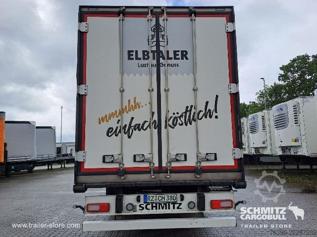 Reefer semitrailer Schmitz Cargobull Semitrailer Reefer Standard Dva kata
