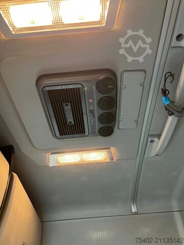 Standard-SZM Renault T480 Comfort / 2x Tank / Stand Airco