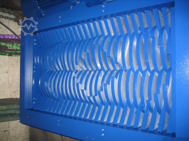 Animal bone crushing Mercodor ZM 52