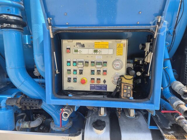 Suction vehicle Volvo FM300 6x2 Kolkenzuiger IPSAM