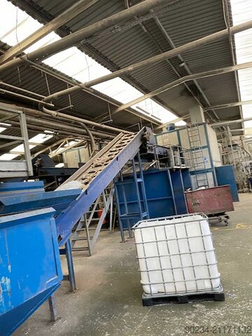 PET-Flaschen Recyclinganlage, 2.000 kg/h SKM 2,000 kg/hour