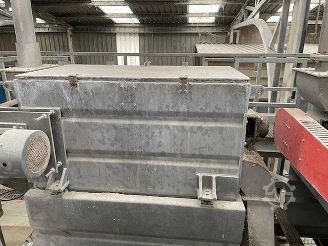 PET-Flaschen Recyclinganlage, 2.000 kg/h SKM 2,000 kg/hour