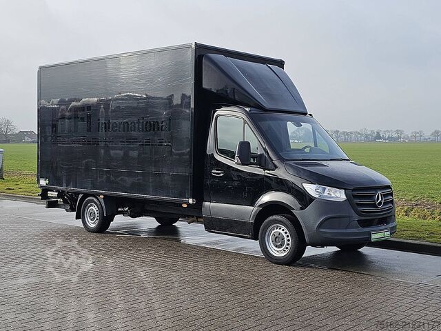 Koffer MERCEDES-BENZ SPRINTER 316 Bakwagen Laadklep!