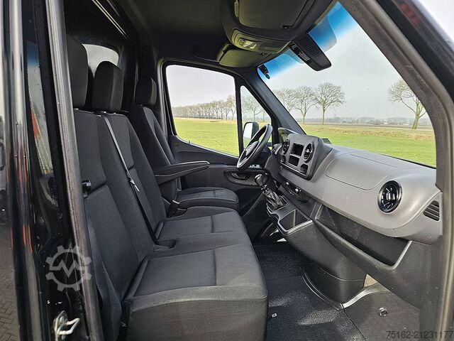Koffer MERCEDES-BENZ SPRINTER 316 Bakwagen Laadklep!