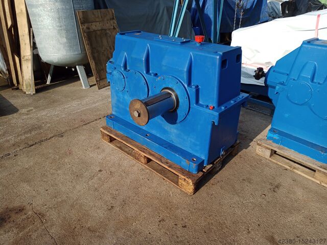 Industriegetriebe Kegelstirnradgetriebe Flender ASUG PENIG TGL 21815 10LA0-280/400x200